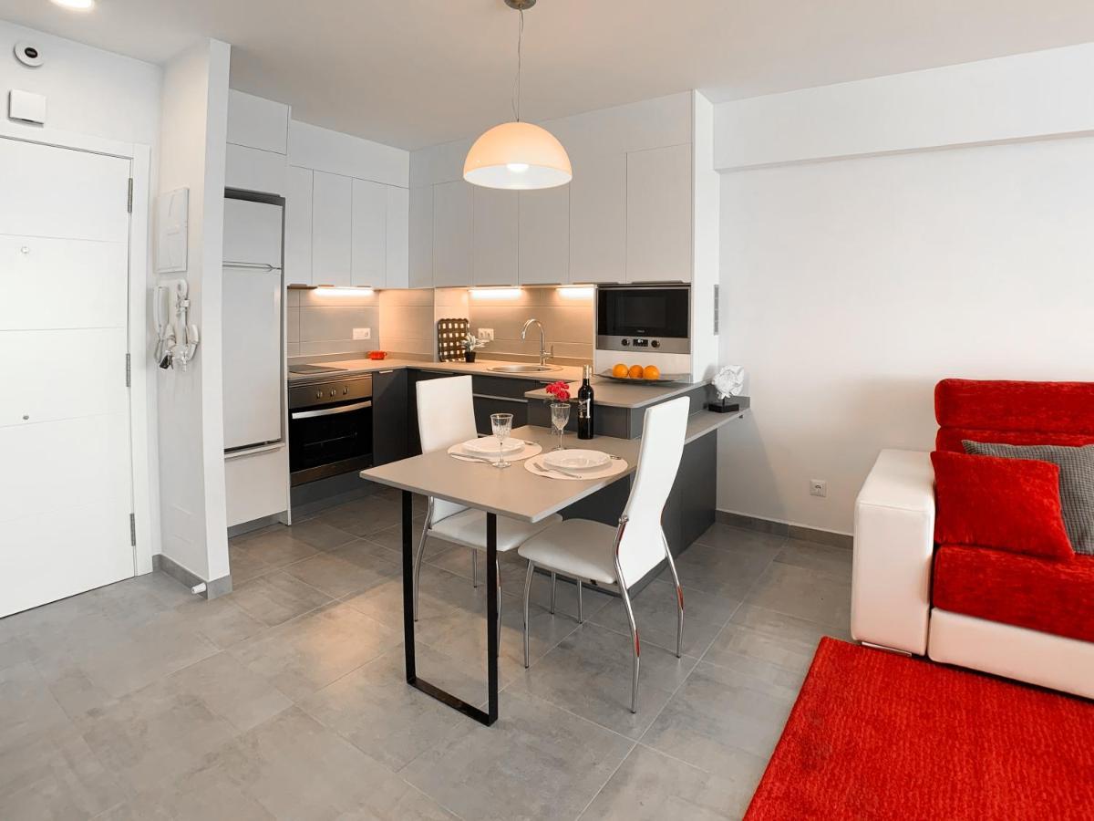 Clubrent - Edf Calpemar, Planta 8, Primera Linea Exteriör bild